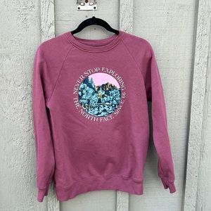 The North Face womens Crewneck sweatshirt Small Never stop Exploring